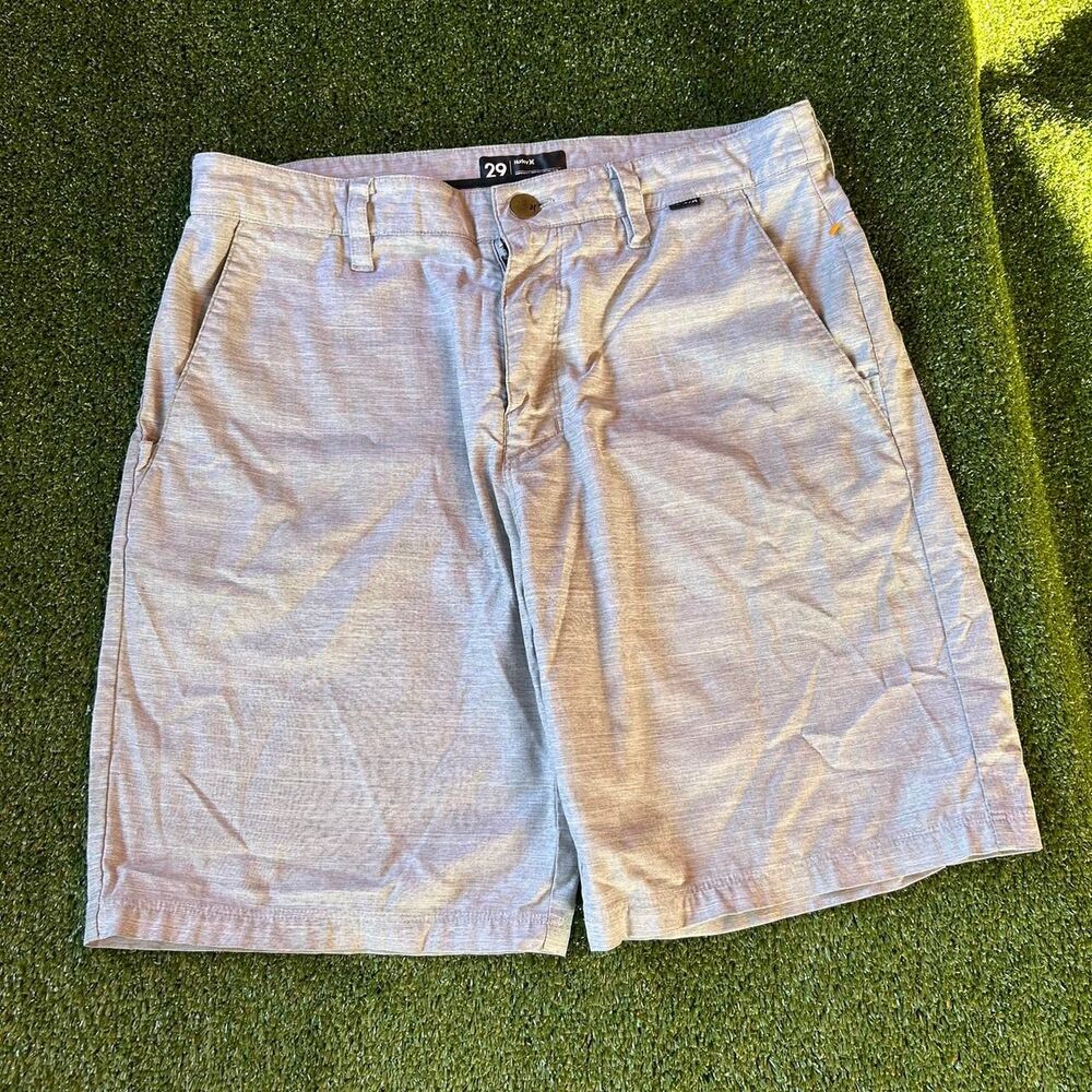 Hurley Men's Grey and Cream Shorts